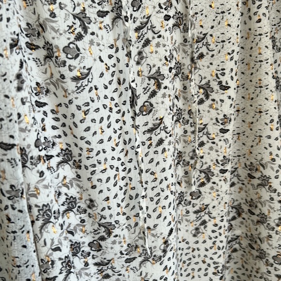 Blouse - Picture 2 of 5